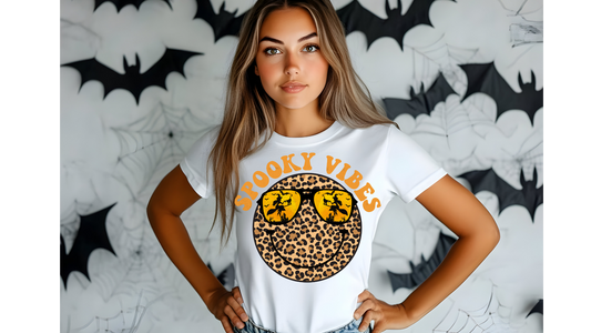 LEOPARD SPOOKY VIBES SMILEY