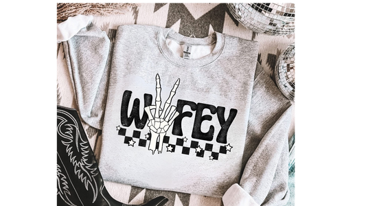 CHECKERED SKELLY HAND WIFEY