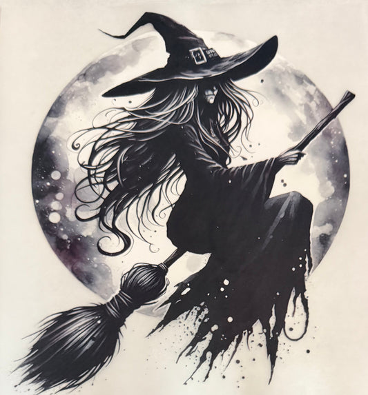 Full moon witch